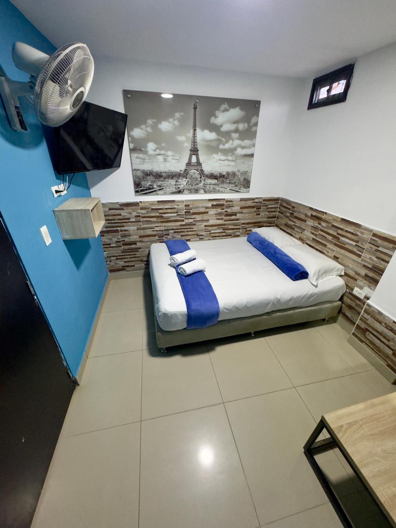 Hotel Select Медельин Экстерьер фото