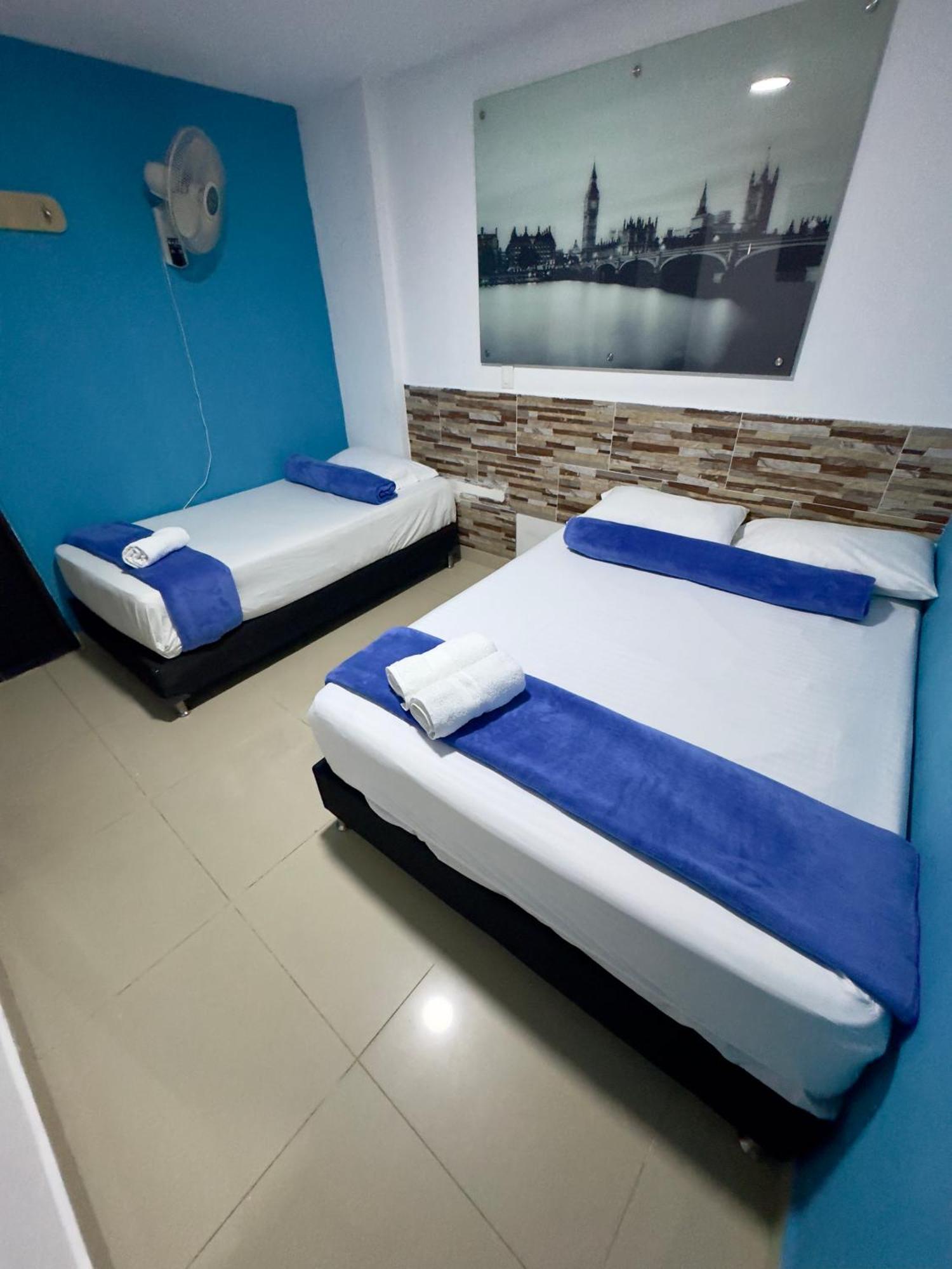 Hotel Select Медельин Экстерьер фото